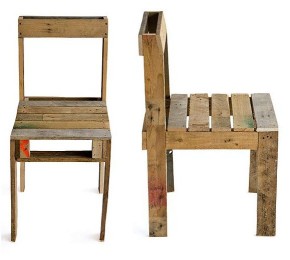 Goedkoop model stoelen van pallets, gemakkelijk om zelf te maken.